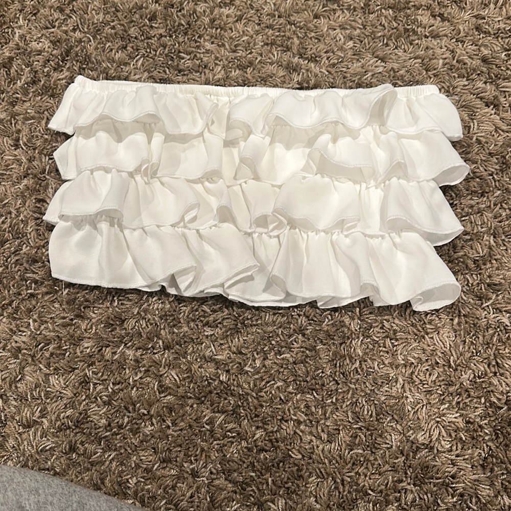 white ruffled tube top